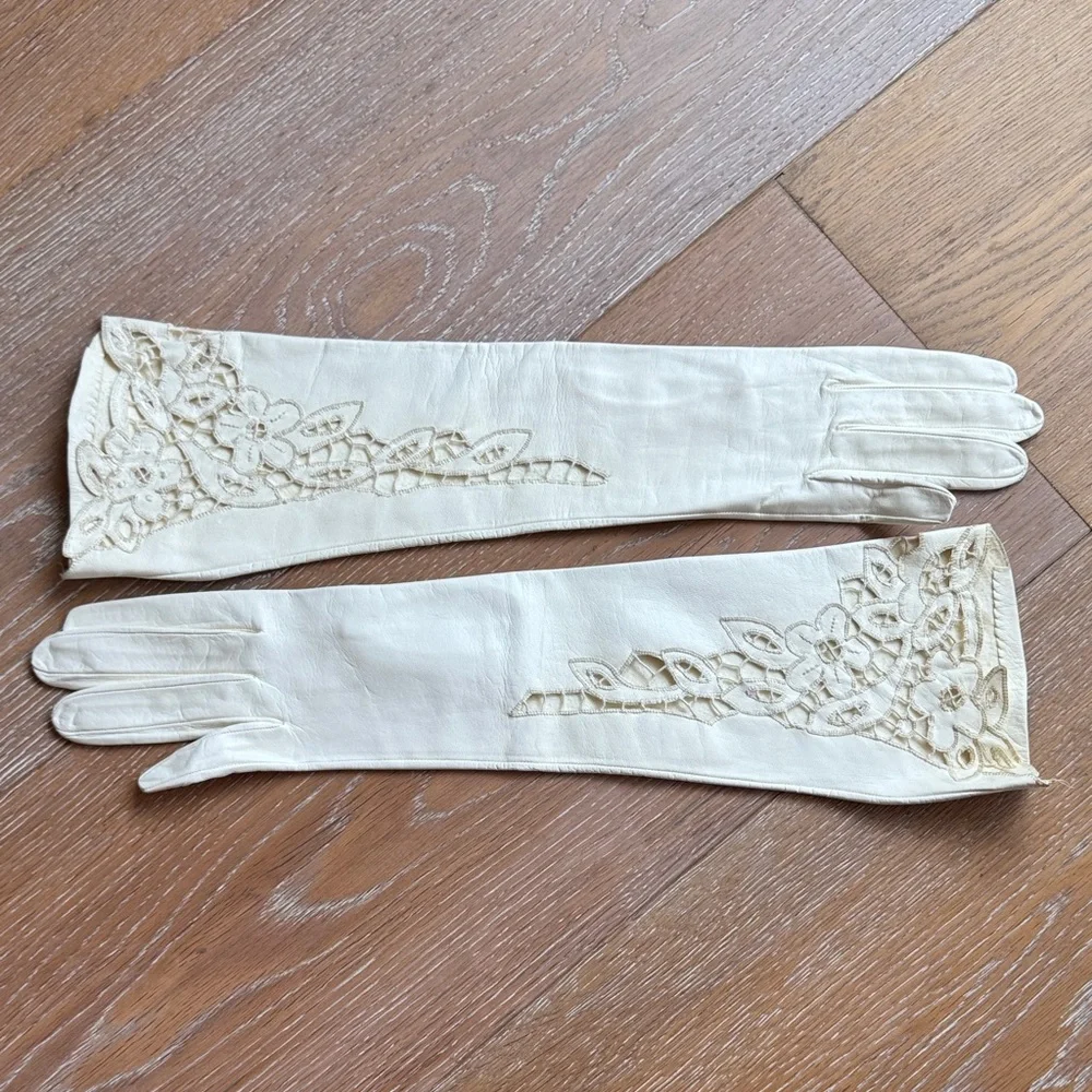Vintage Kidskin Leather Embroidered Cream Long Gloves